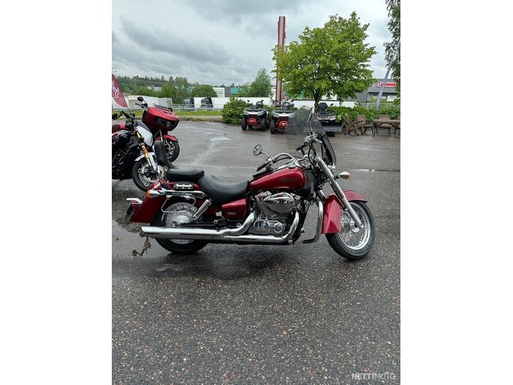 Moottoripyörä Honda VT 2005 20864079