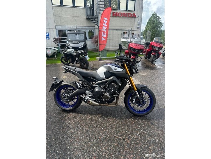 Moottoripyörä Yamaha MT-09 2020 20956657