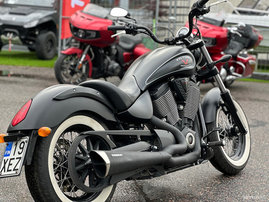 Moottoripyörä Victory Vegas 2015 20957711