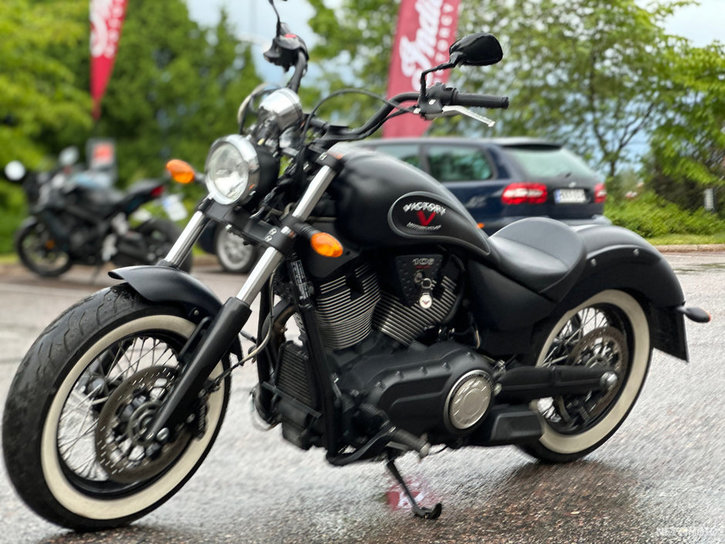 Moottoripyörä Victory Vegas 2015 20957713