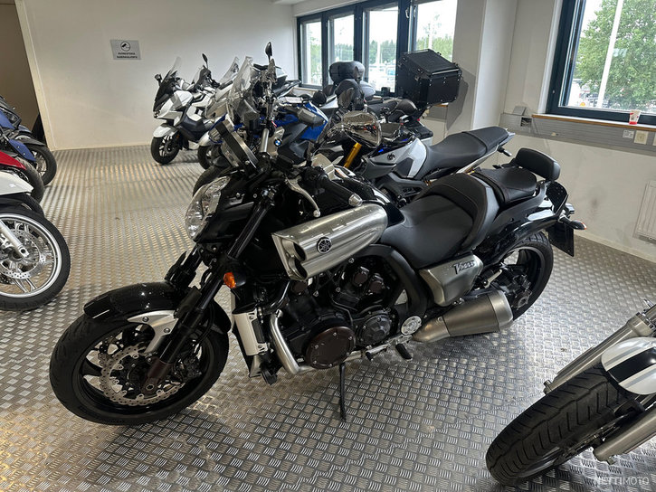 Moottoripyörä Yamaha VMX 2012 21049620