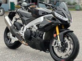Moottoripyörä Aprilia Tuono 2022 21076363