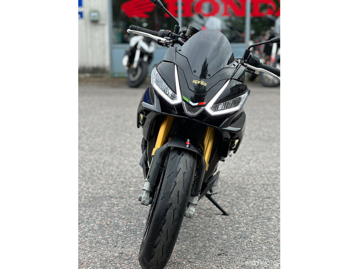 Moottoripyörä Aprilia Tuono 2022 21076369
