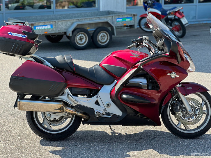 Moottoripyörä Honda ST 2005 21409320