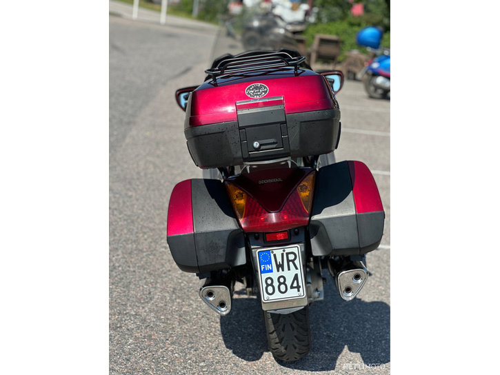 Moottoripyörä Honda ST 2005 21409330