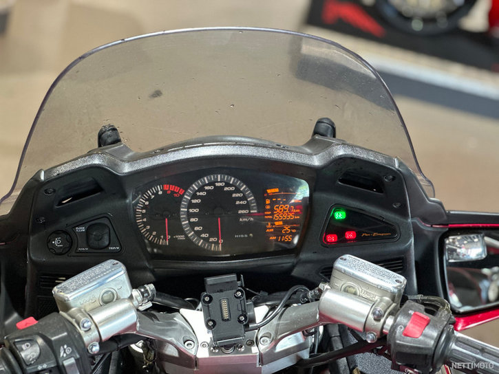 Moottoripyörä Honda ST 2005 21409331