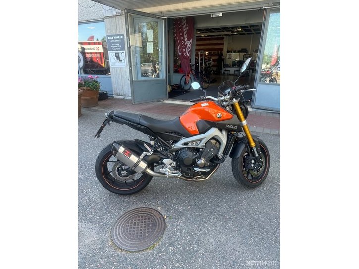 Moottoripyörä Yamaha MT-09 2014 21425241