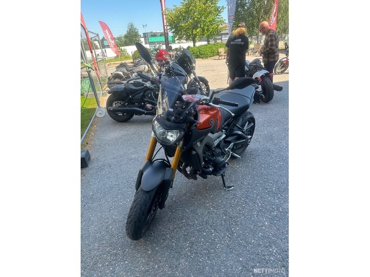 Moottoripyörä Yamaha MT-09 2014 21425250