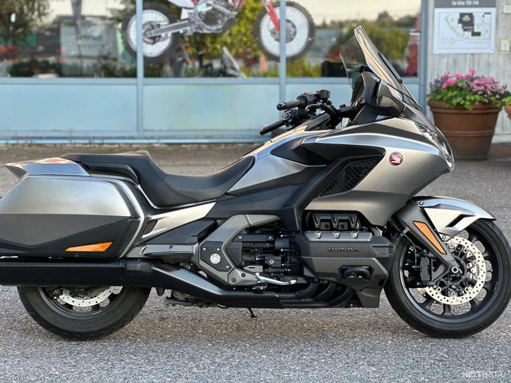 Moottoripyörä Honda GL 2018 21515944