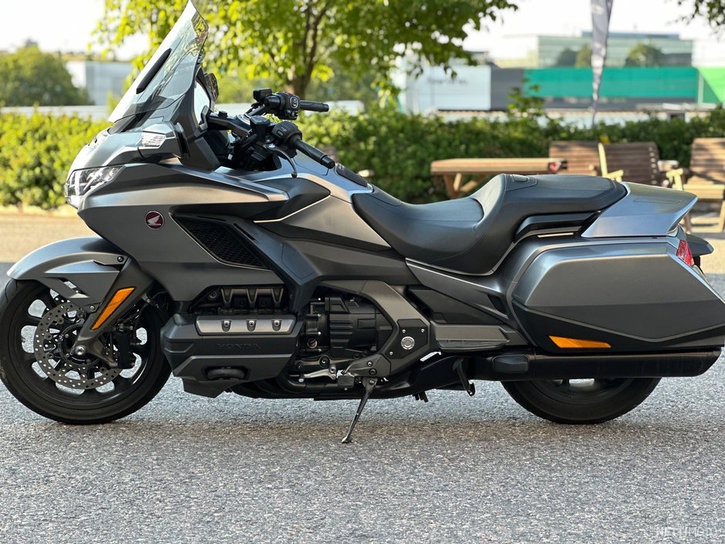 Moottoripyörä Honda GL 2018 21515949