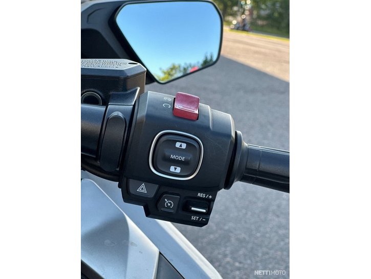 Moottoripyörä Honda GL 2018 21515973