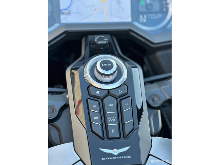 Moottoripyörä Honda GL 2018 21515974