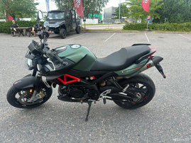 Moottoripyörä Aprilia Shiver 2018 21621729