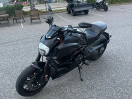 Moottoripyörä Ducati Diavel 2015 21727863