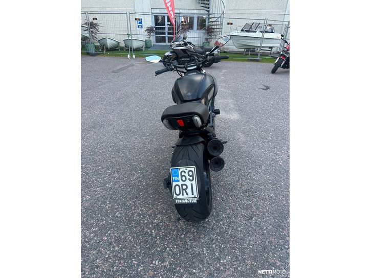 Moottoripyörä Ducati Diavel 2015 21727866