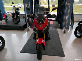 Skootteri Honda ADV 2017 21812620