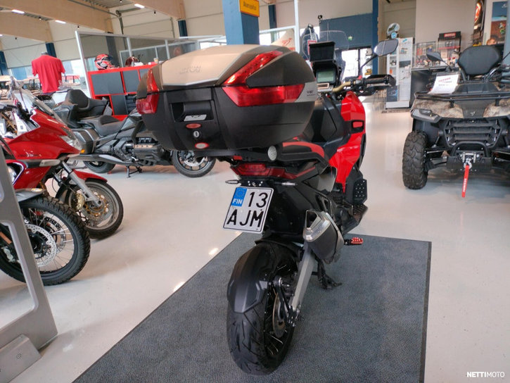 Skootteri Honda ADV 2017 21812625