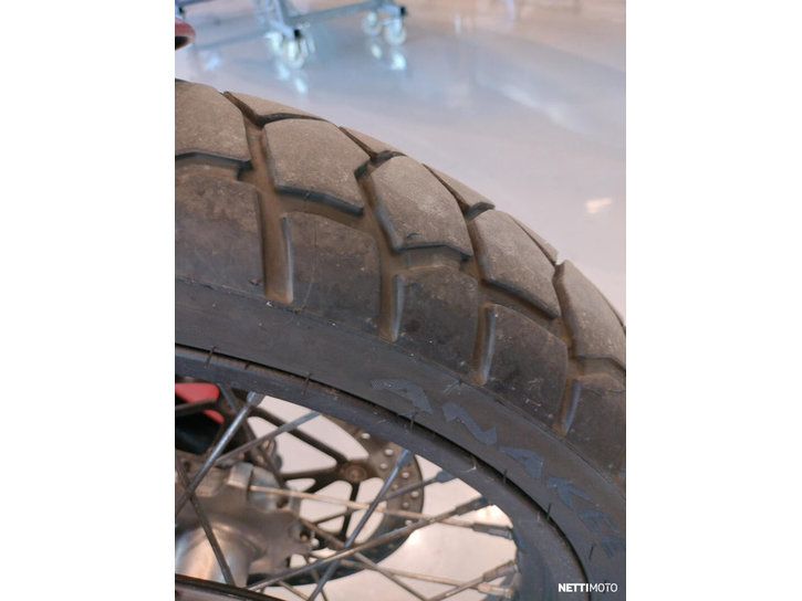 Moottoripyörä Moto Guzzi Stelvio 2014 21905329