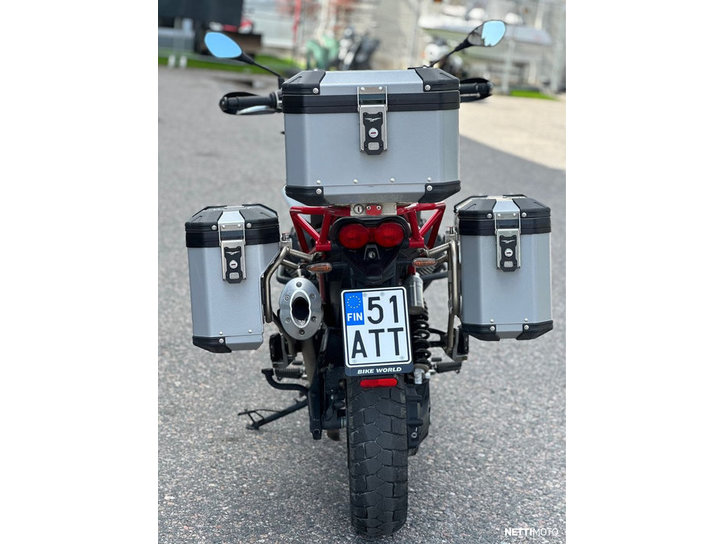 Moottoripyörä Moto Guzzi V85 2020 21952213