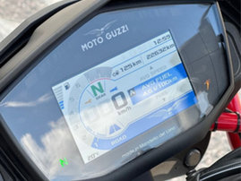 Moottoripyörä Moto Guzzi V85 2020 21952214