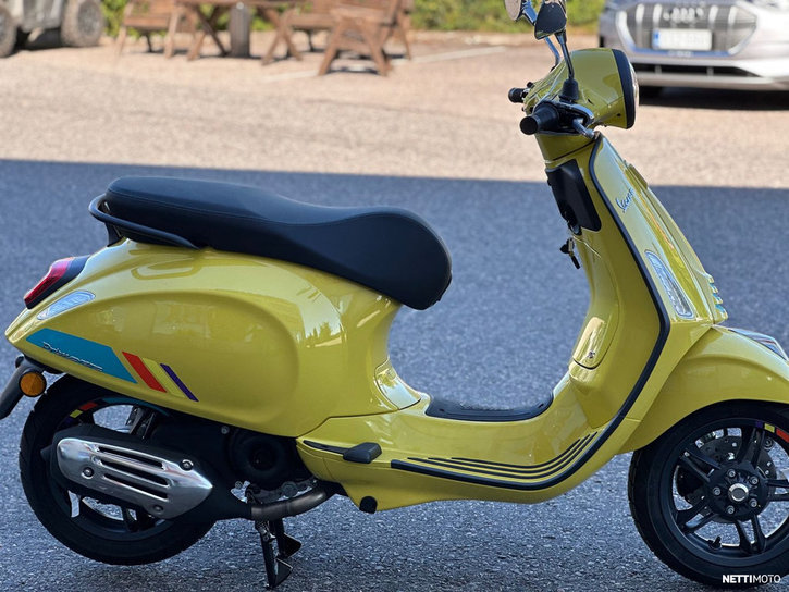 Skootteri Vespa Primavera 2024 22044473