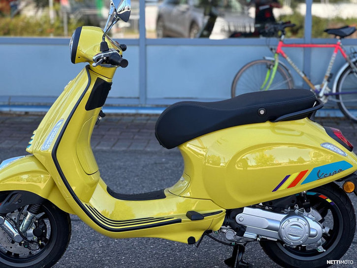 Skootteri Vespa Primavera 2024 22044479