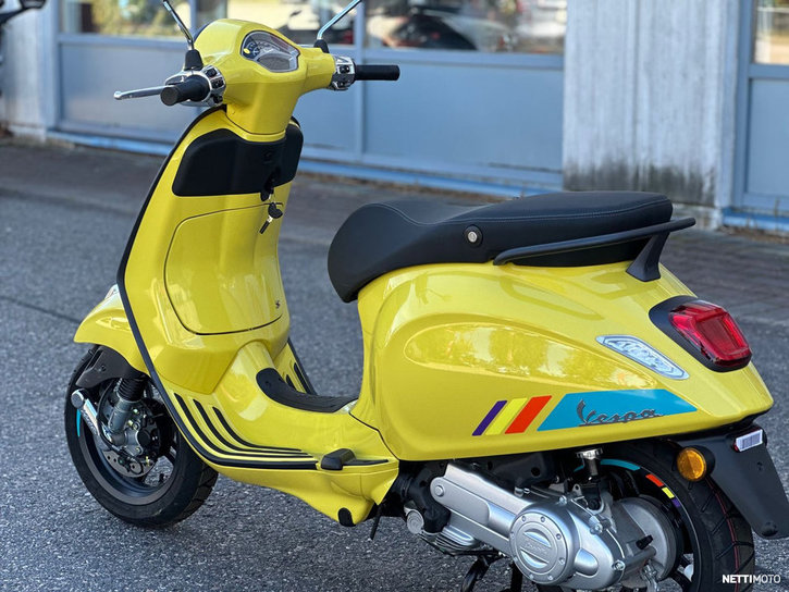 Skootteri Vespa Primavera 2024 22044482