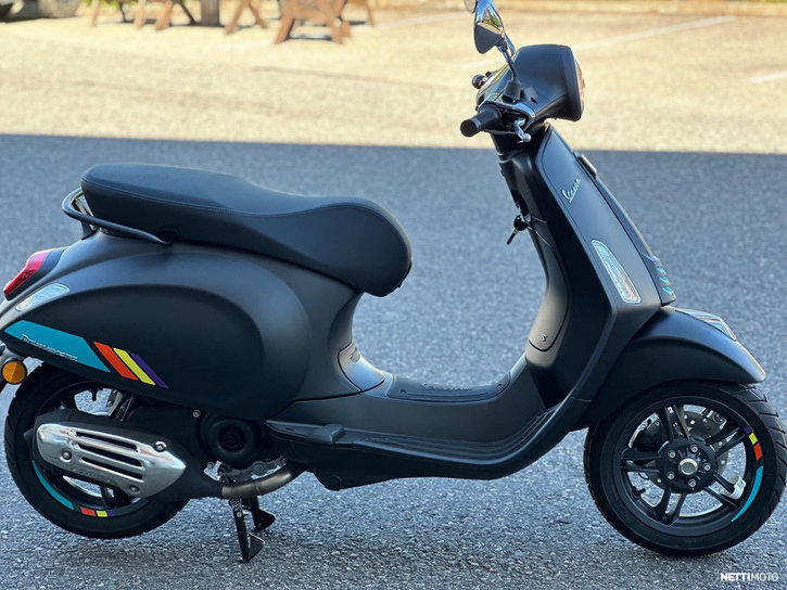 Skootteri Vespa Primavera 2024 22044487