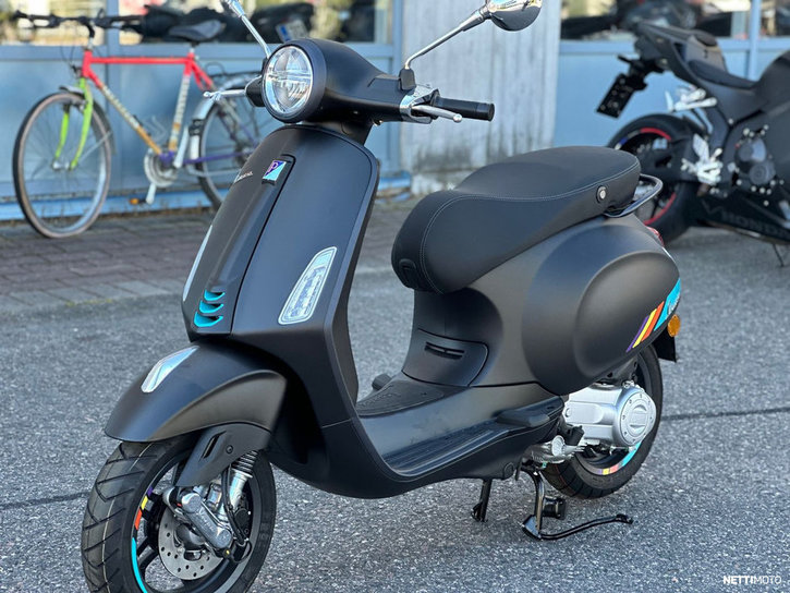 Skootteri Vespa Primavera 2024 22044491