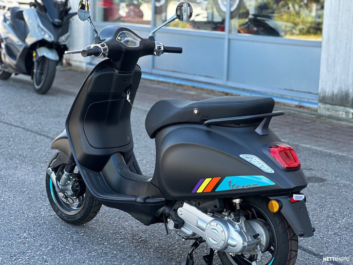 Skootteri Vespa Primavera 2024 22044493
