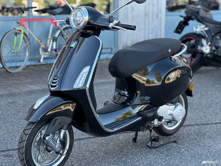 Skootteri Vespa Primavera 2024 22044681