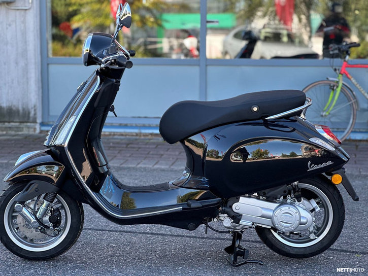 Skootteri Vespa Primavera 2024 22044682