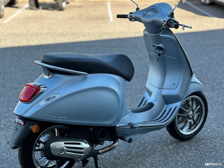 Skootteri Vespa Primavera 2023 22044967