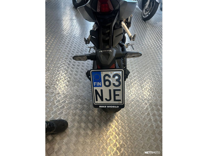 Moottoripyörä Honda CB 2025 22045768