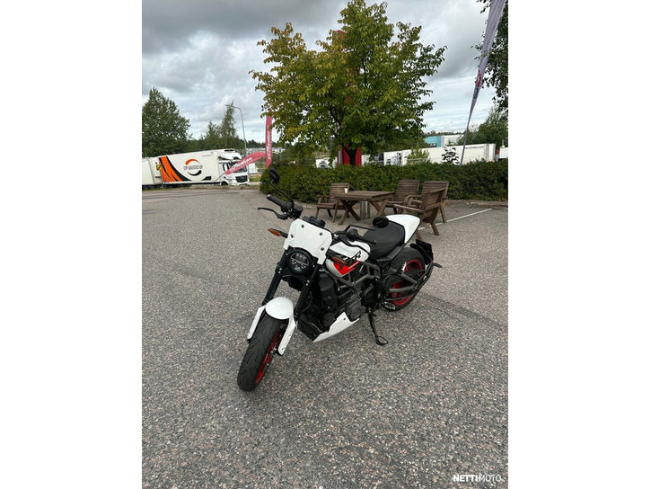 Moottoripyörä Indian FTR 1200 2023 22110918