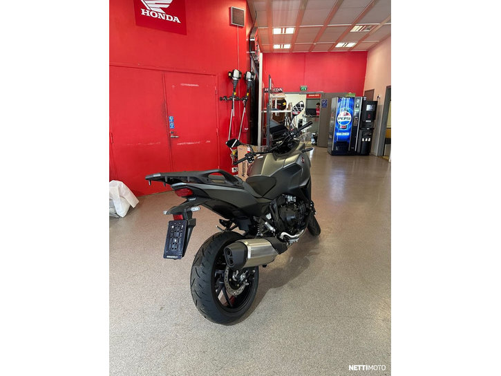 Moottoripyörä Honda NT 2023 22113779