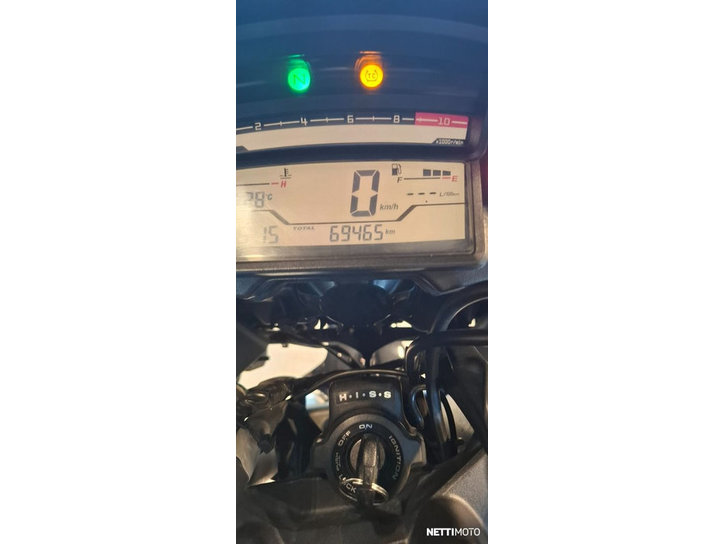 Moottoripyörä Honda VFR 2012 22261106