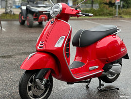Skootteri Vespa GTS 2022 22298091