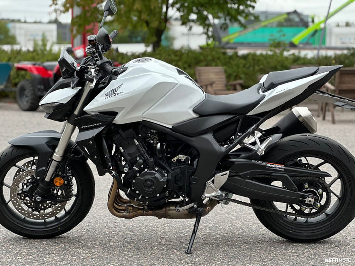 Moottoripyörä Honda CB 2025 22352556