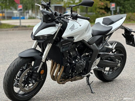 Moottoripyörä Honda CB 2025 22352557