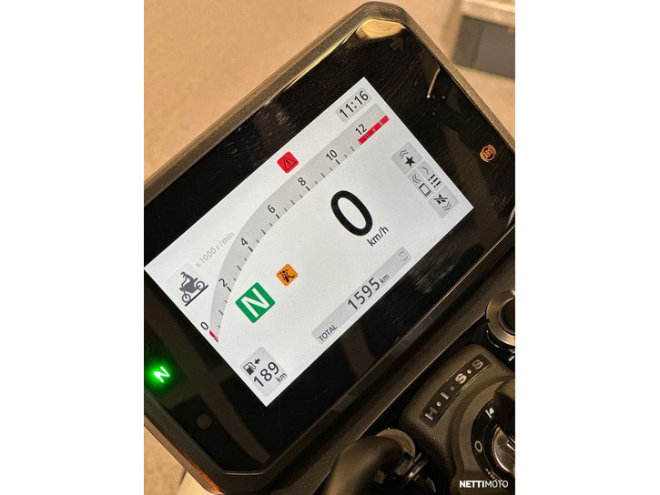 Moottoripyörä Honda CB 2025 22352611