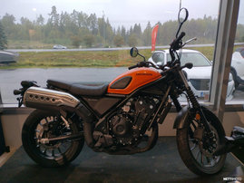 Moottoripyörä Honda CL 2023 22373146