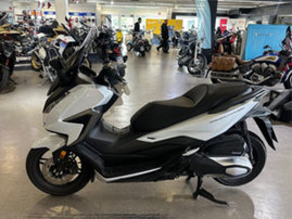 Skootteri Honda Forza 2023 22456113