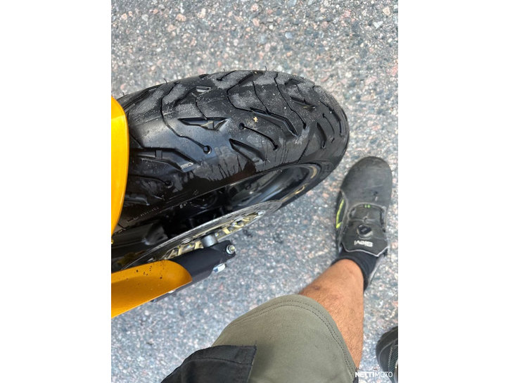 Moottoripyörä Honda CB 2009 22492439