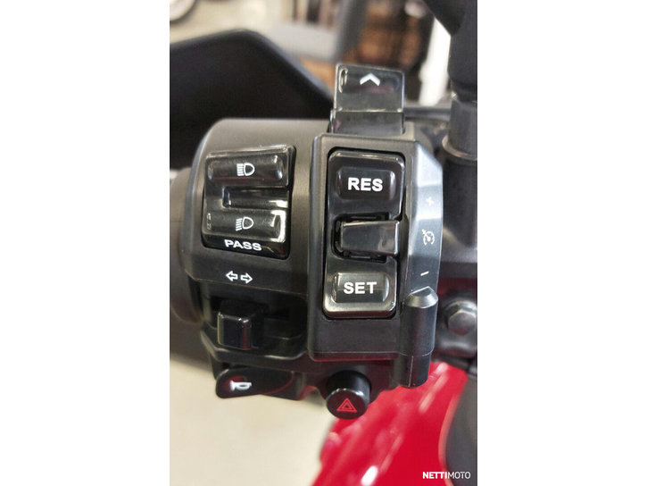 Moottoripyörä Yamaha Tracer 2023 22597850