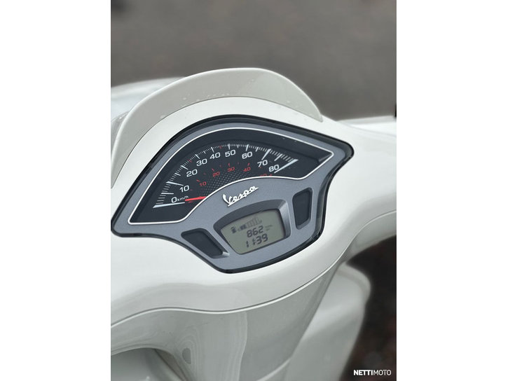 Skootteri Vespa Sprint 2024 22626839
