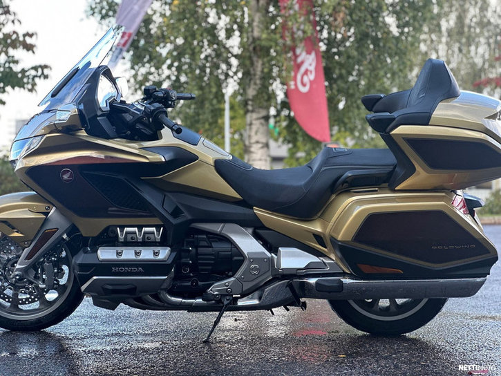 Moottoripyörä Honda GL 2025 22628362