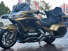 Moottoripyörä Honda GL 2025 22628364