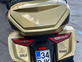 Moottoripyörä Honda GL 2025 22628370