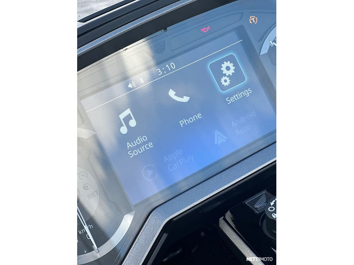 Moottoripyörä Honda GL 2025 22628389